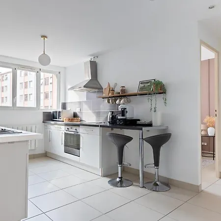 Spacieux 1 Parking Gratuit Appartamento