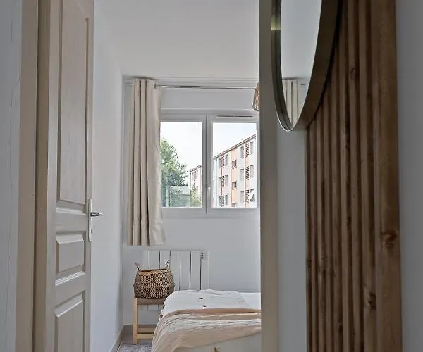 Spacieux 1 Parking Gratuit *