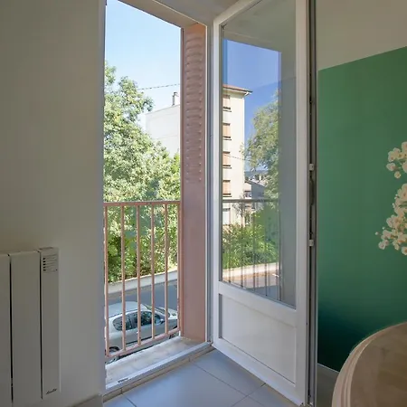 Apartment Spacieux 1 Parking Gratuit