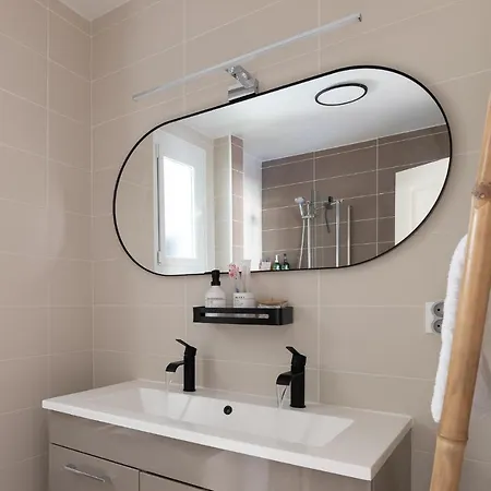 Apartment Spacieux 1 Parking Gratuit *